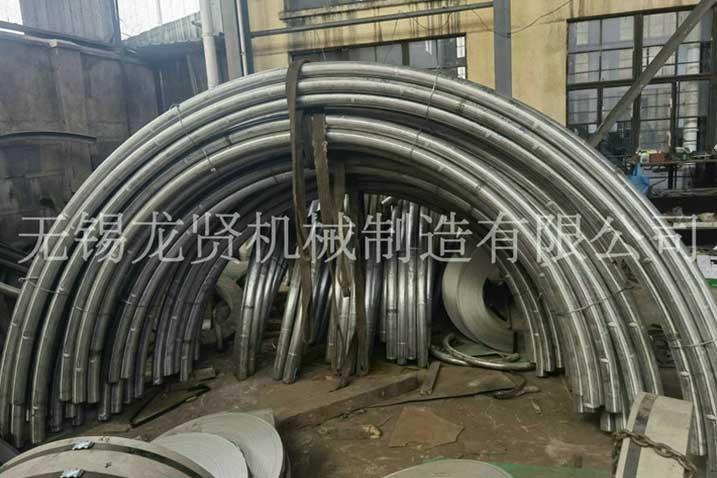 封頭盤(pán)管在化工行業(yè)大展身手！